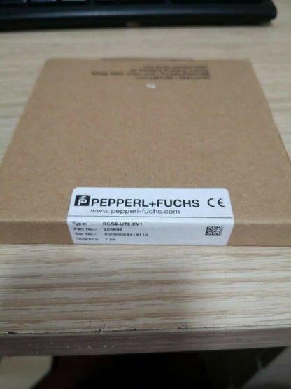 1PC PEPPERL+FUCHS KCD2-UT2-EX1 IN BOX