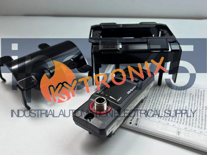 Keyence FD-Q50C Flow Meter Clamp-on Flow Sensor Ultrasonic FDQ50C