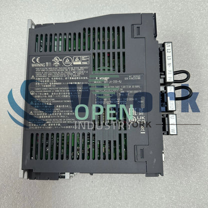 1PCS Mitsubishi MR-J4-20B-RJ SERVO DRIVE