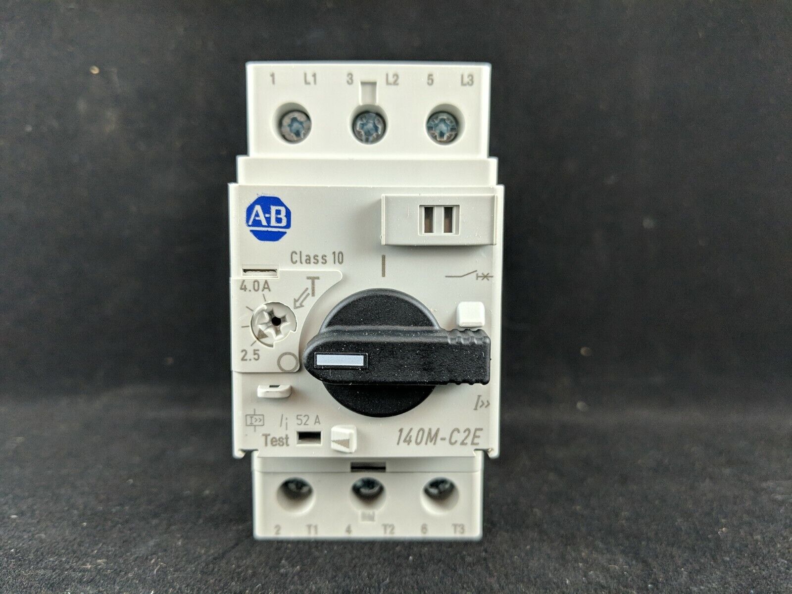 Allen Bradley Magnetic Tripod with 140M-C2E-B40 Model - ALLEN BRADLEY