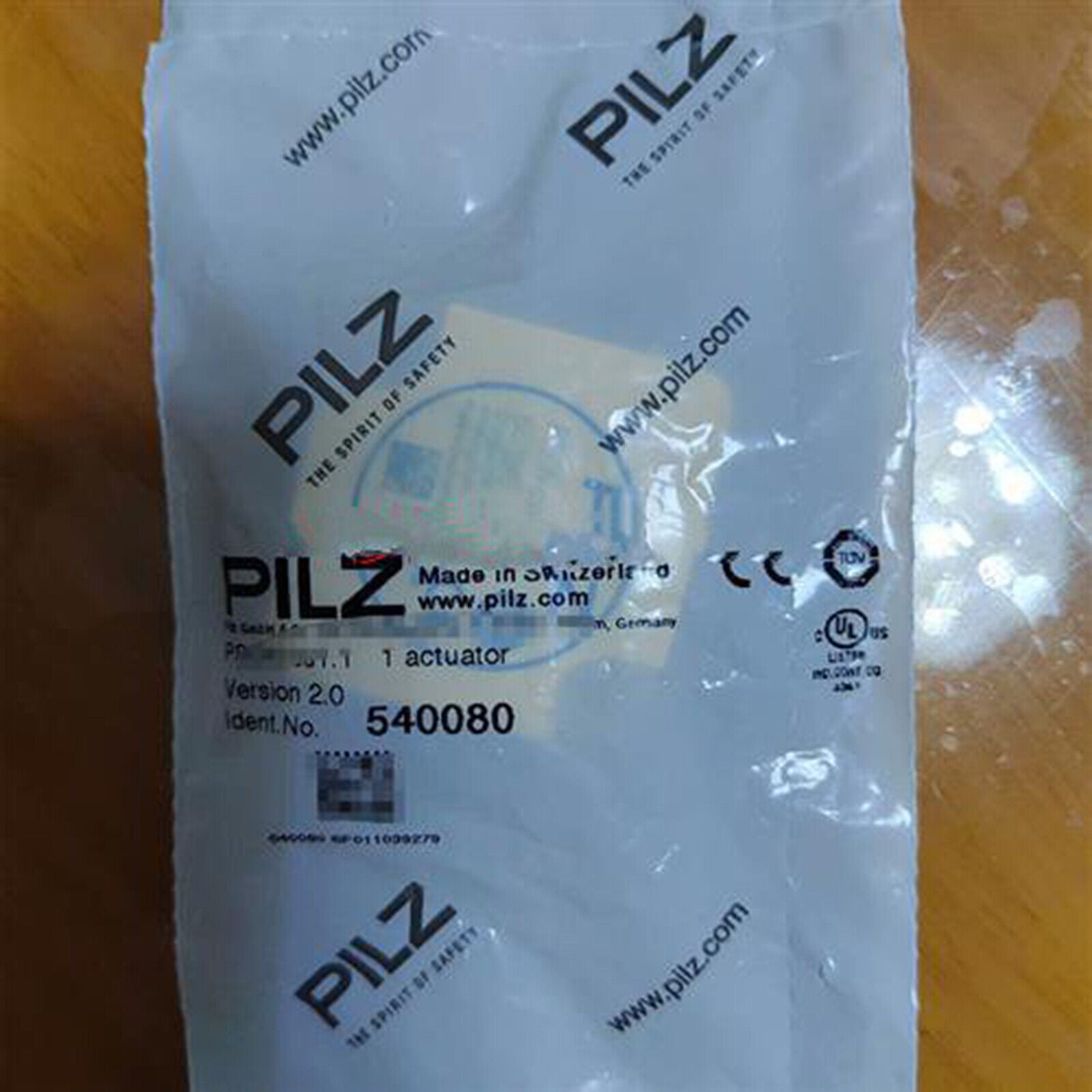 new 1pcs  PILZ 540080 Magnetic Safety Switch Sensor Fast Delivery