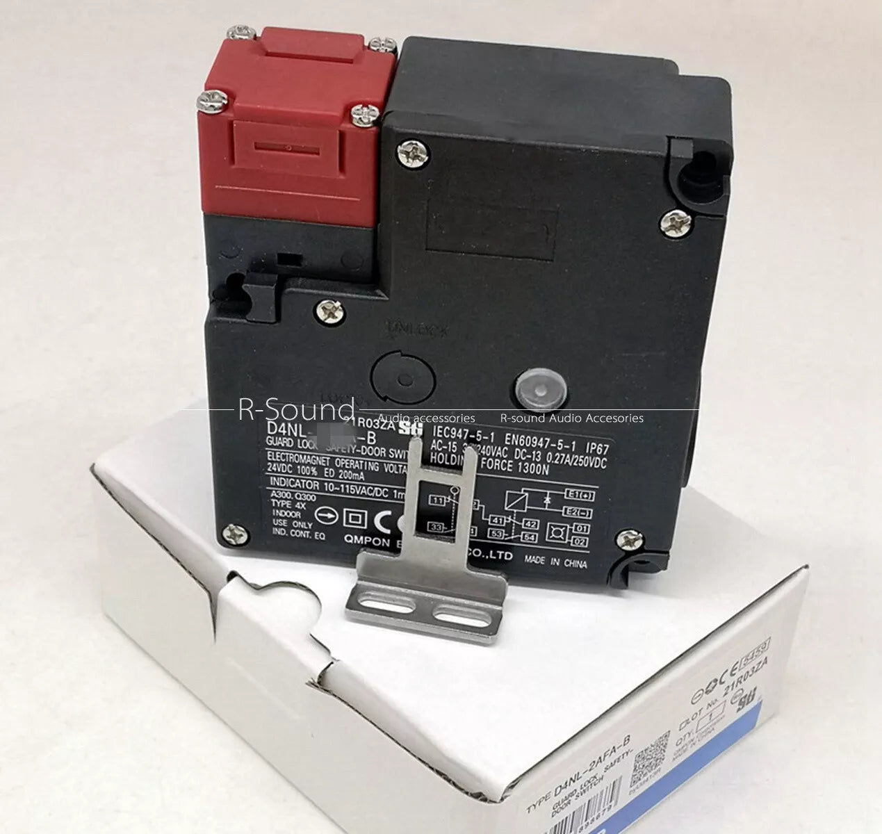 New Omron Electromagnetic Locking Safety Door Switch D4NL-2FFA-B4