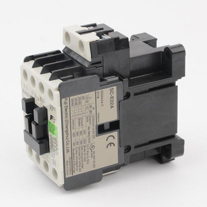 new 1PCS Fuji Contactor SC-E02A 110V In Box - FUJI