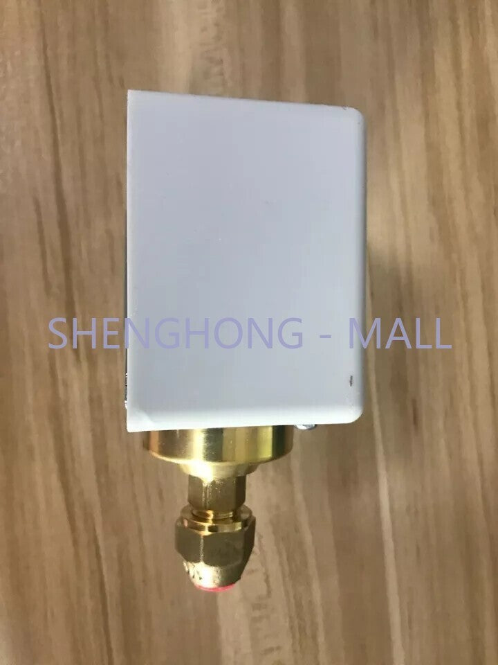 1 PCS  FOR 3S JC-206 JC206 -0.5 6bar/20 90psig Pressure Switch