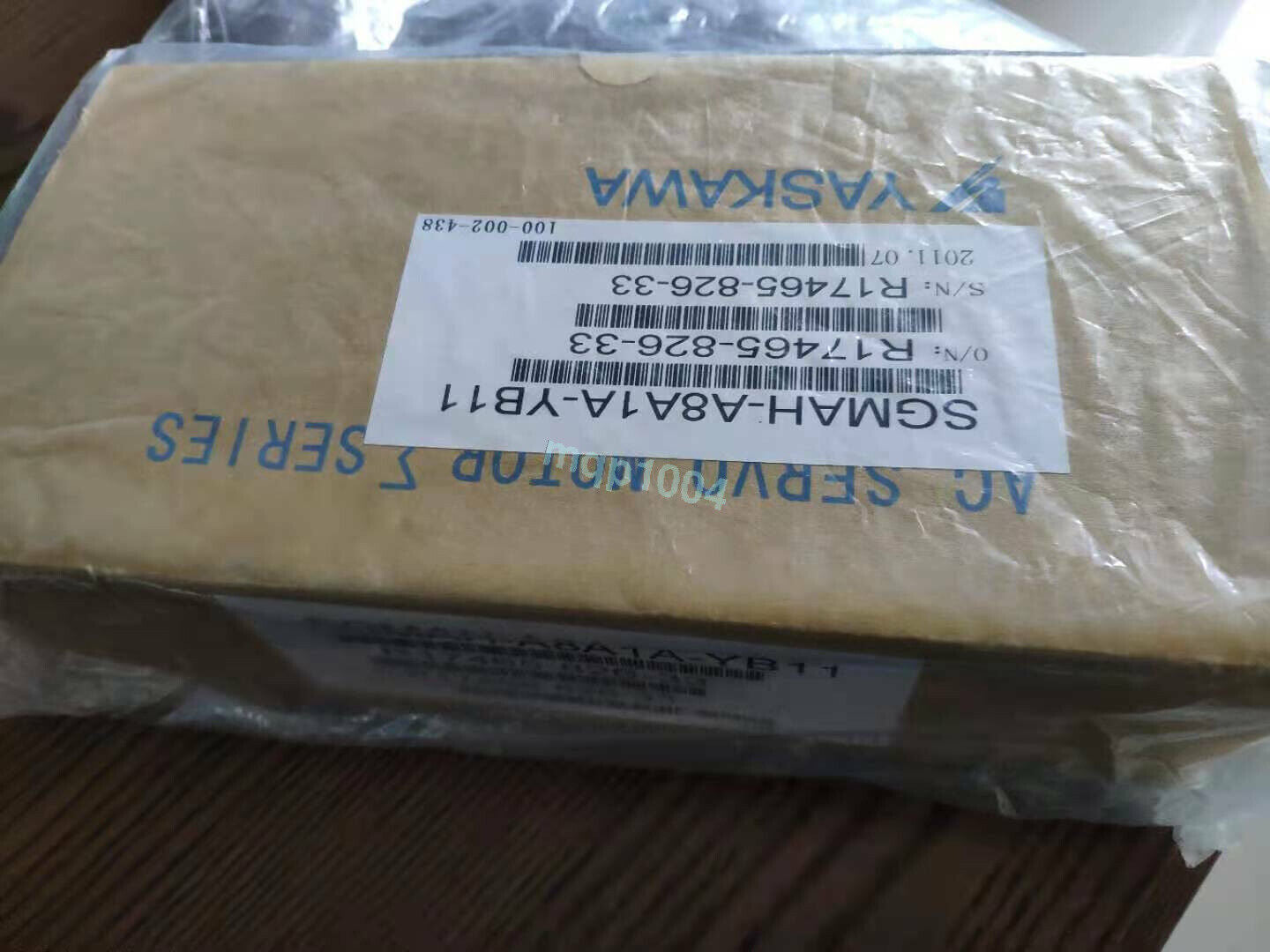 new YASKAWA SGMAH-A8A1A-YB11 Servo Motor SGMAHA8A1AYB11  ping