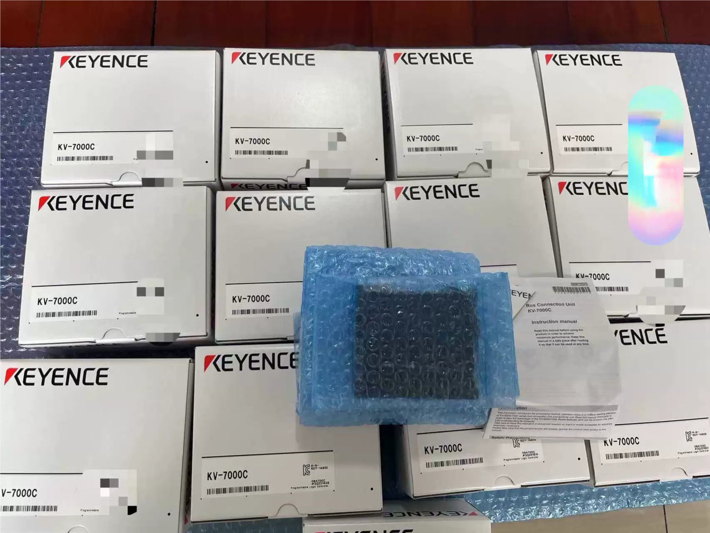 new   KEYENCE KV-7000C