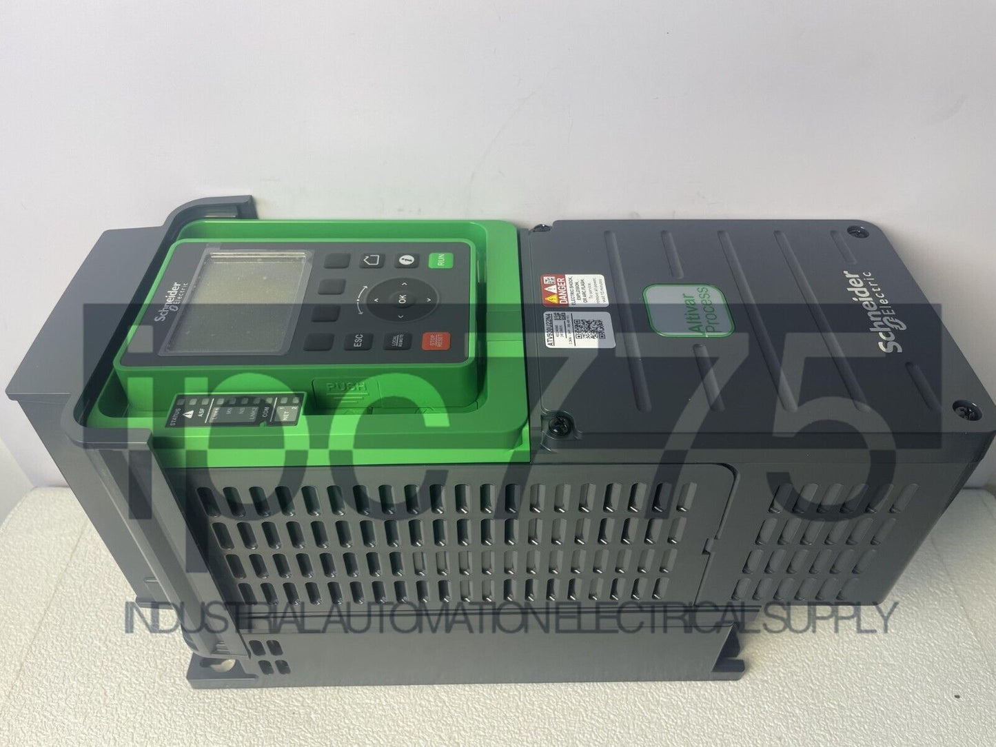 New Schneider ATV930U22N4 frequency converter authentic 2KW - SCHNEIDER