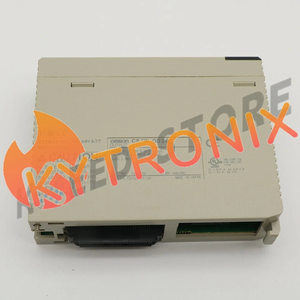 1PCS OMRON PLC CS1W-OD261 CS1WOD261