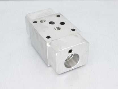 SUN HYDRAULICS BBY MANIFOLD - High Pressure hydraulic manifold with multiple ports and durable construction. - SUN HYDRAULICS
