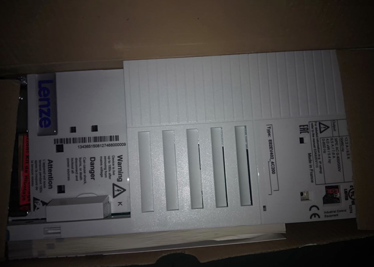 Lenze Inverter ESMD152X2SFA - LENZE