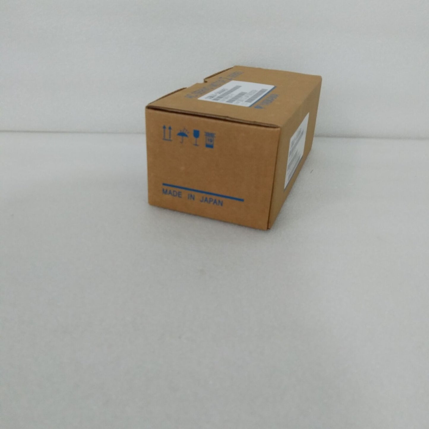 24-Hour YASKAWA SERVO Motor SGMJV-04AAA61 - YASKAWA