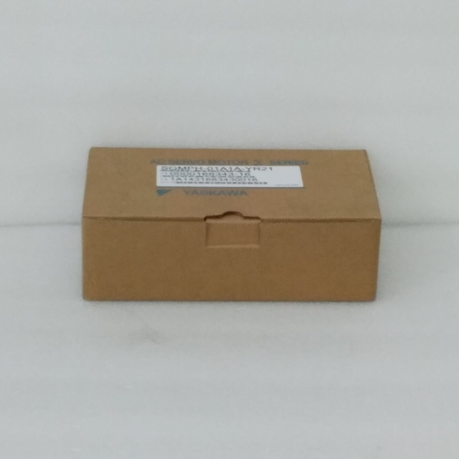 New Yaskawa Servo Motor SGMPH-01A1A-YR21 Sent Within 24 Hours - YASKAWA