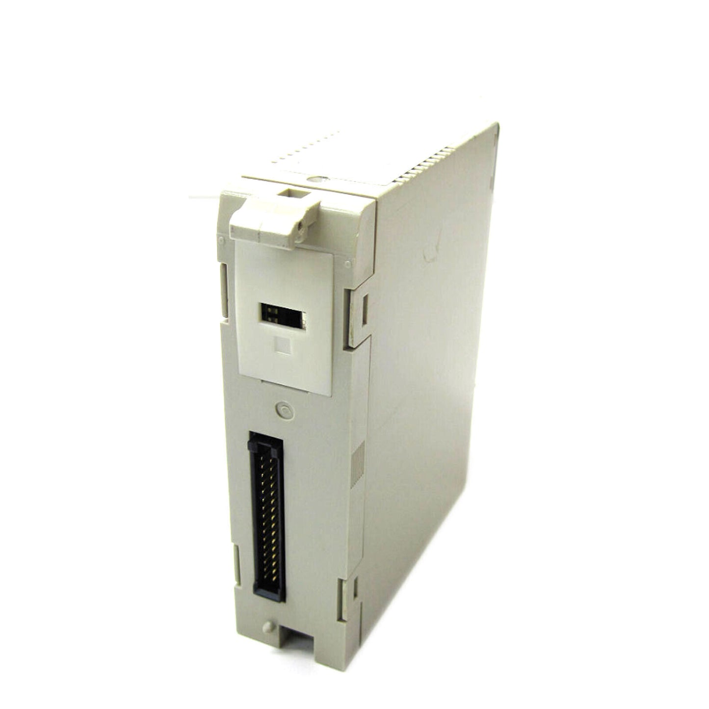 Omron C200H-OD211 Output Unit Sensor - High Precision Measurement System - OMRON