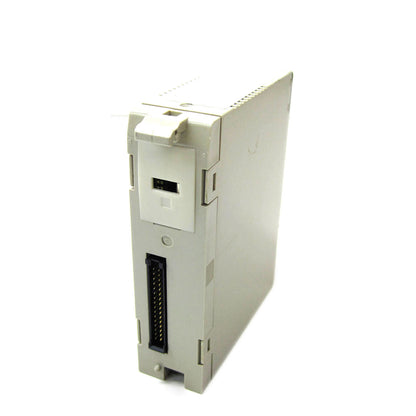 Omron C200H-OD211 Output Unit Sensor - High Precision Measurement System - OMRON