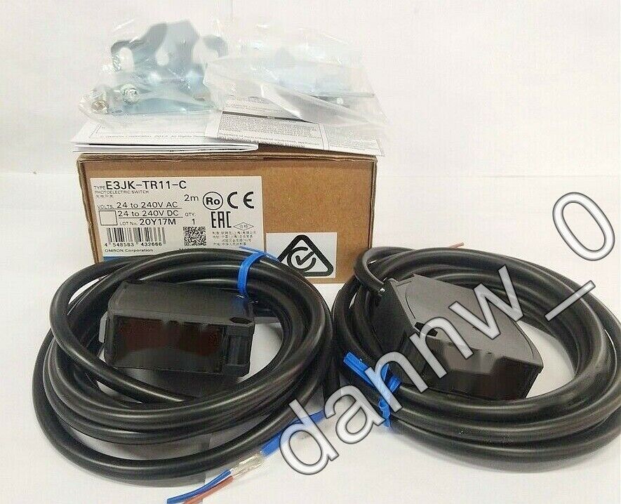 OMRON E3JK-TR11-C Photoelectric Switch - OMRON