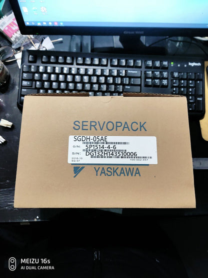 new 1PC Yaskawa SGDH-05AE Servo Drive In Box ping SGDH05AE - YASKAWA