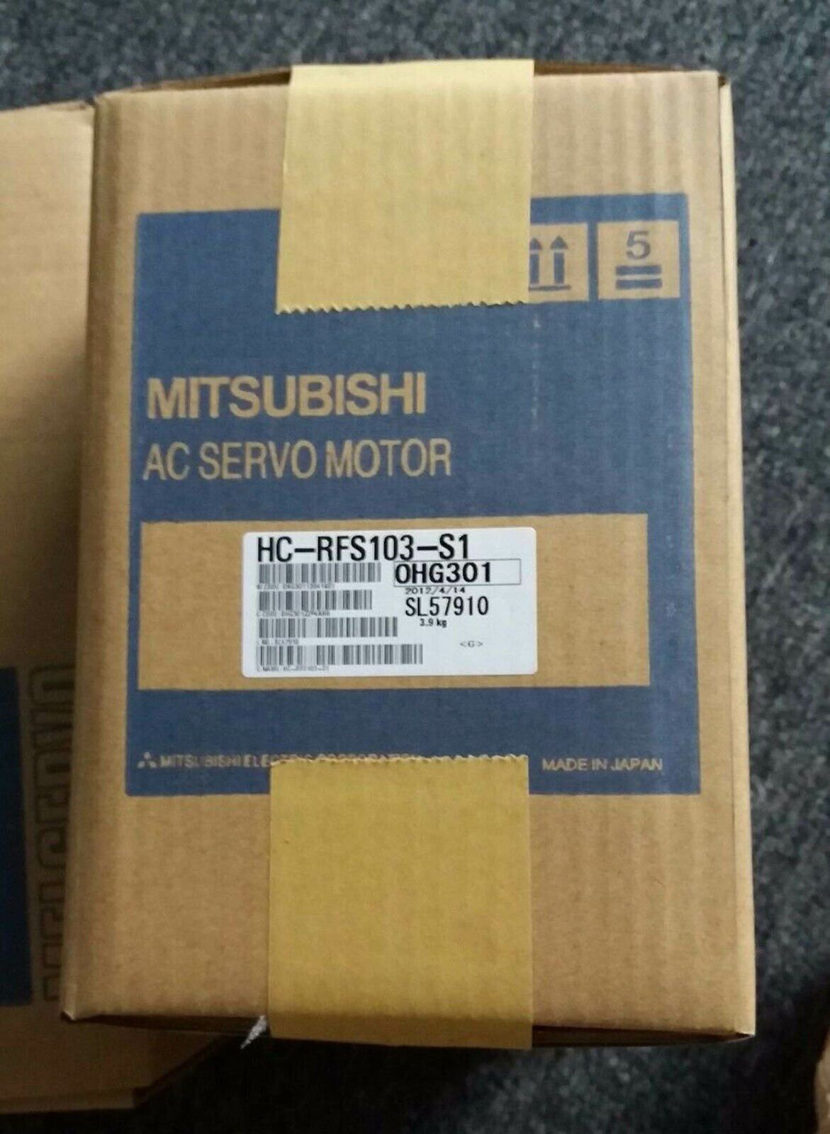 INBOX Servo Motor HC-RFS103-S1 One Year - MITSUBISHI