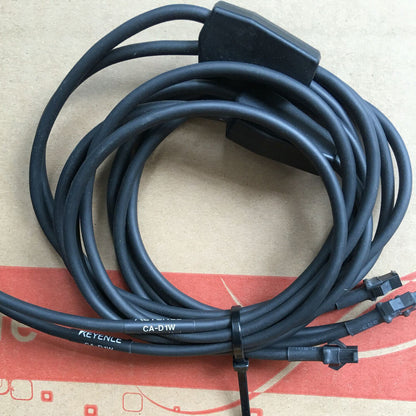 1PC CA-D1W Spot Light Source Cable Stock Used - KEYENCE CORPORATION