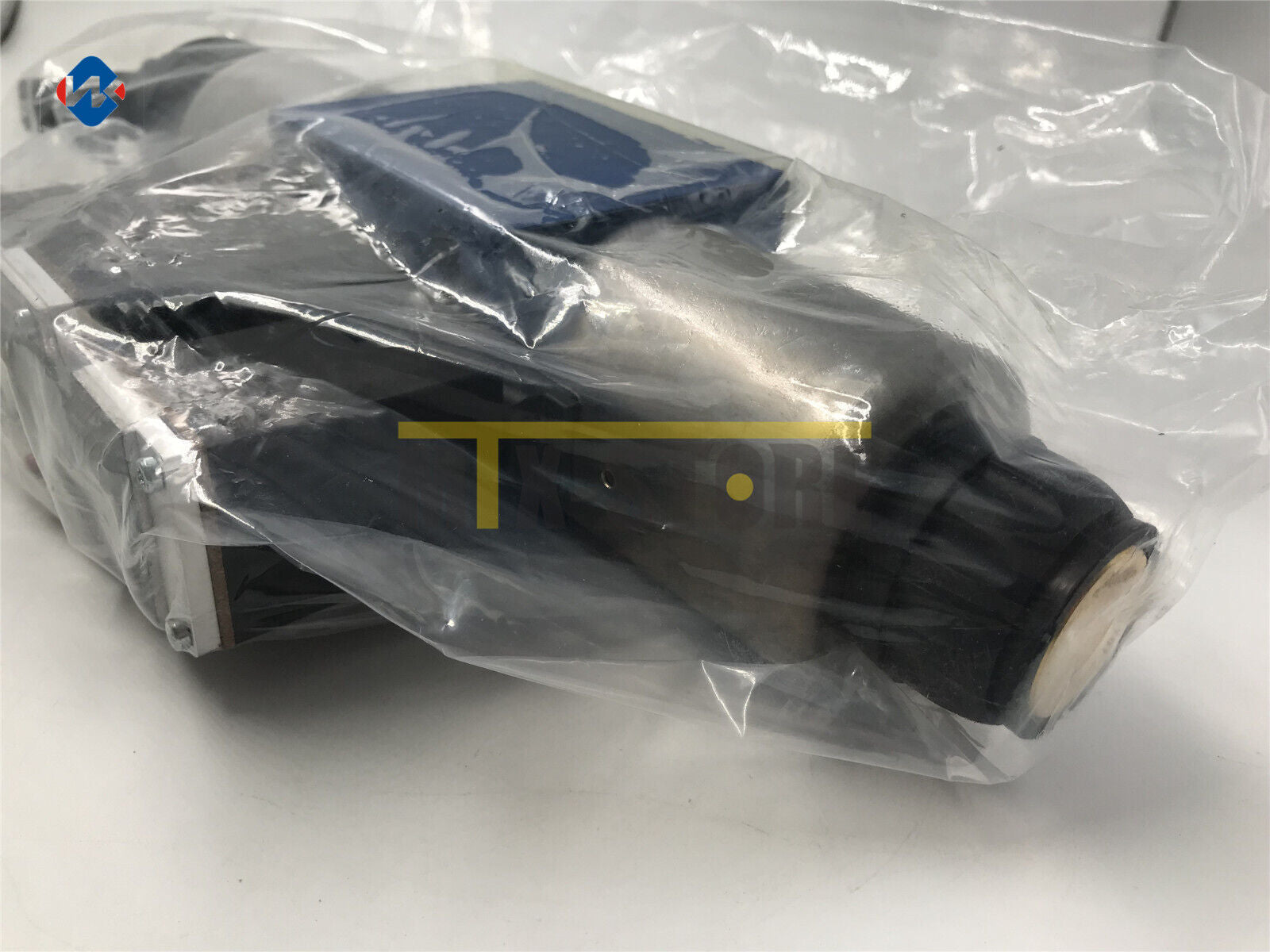 new 1PCS 4WREE10W75-23/G24K31/A1V R900927233 Proportional valve by Express - EXPRESS