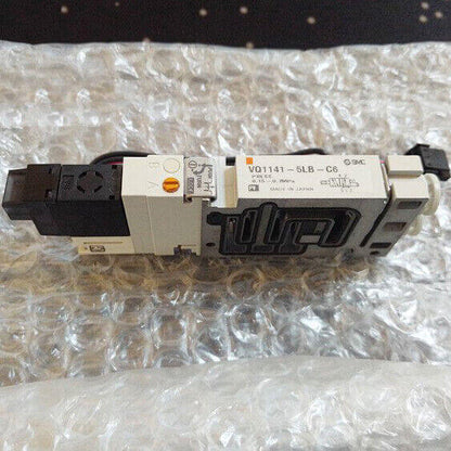 New 1pc SMC VQ1141-5LB-C6 Solenoid Valve ONE YEAR - SMC