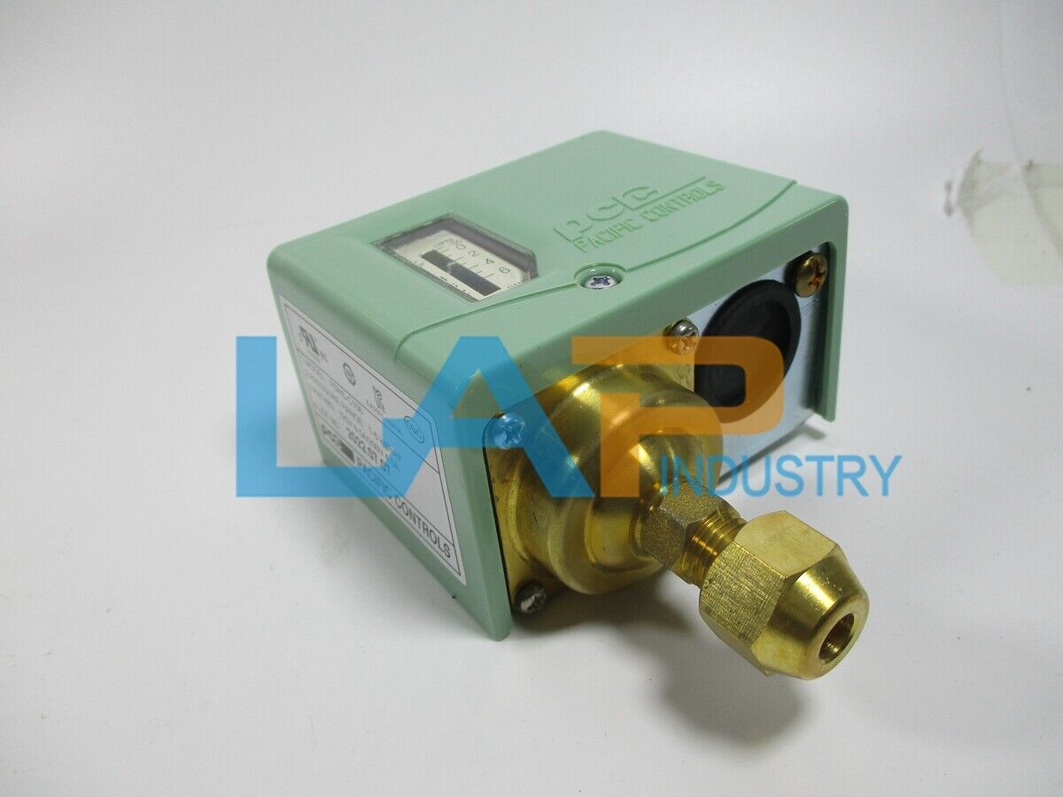 new QTY:1 For Pressure switch PSNS-C106 - PLCDEV