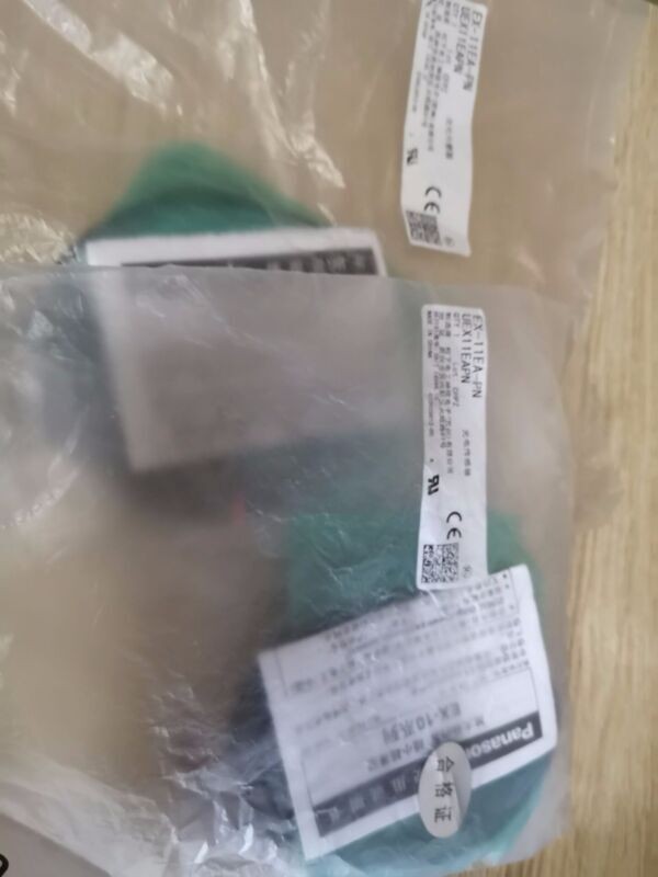 1PC  Panasonic EX-11EA-PN UEX11EAPN Photoelectric Switch  Free Ship