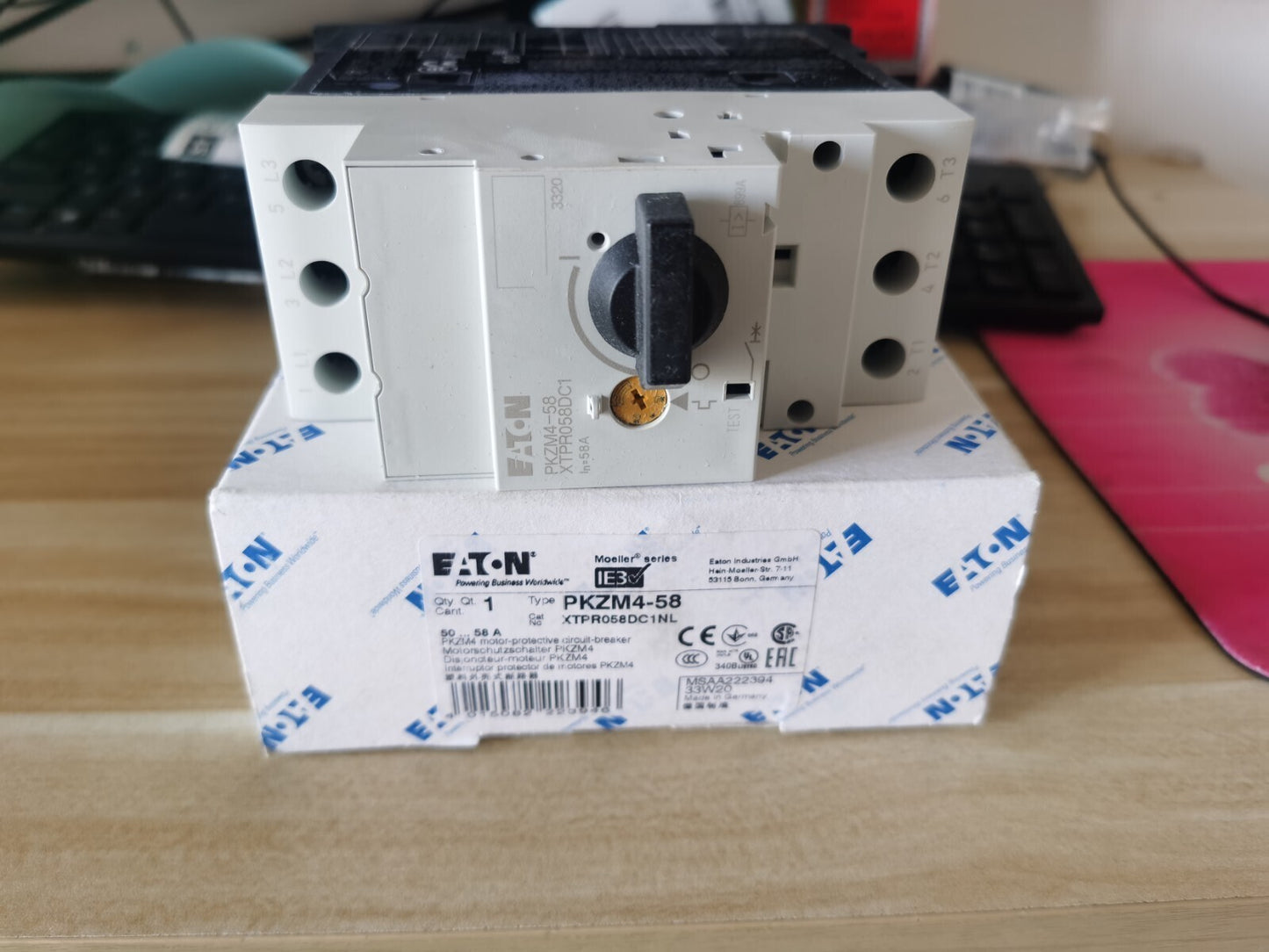 1PCS Eaton Moeller PKZM4-58 XTPR058DC1NL Circuit Breaker 50-58A