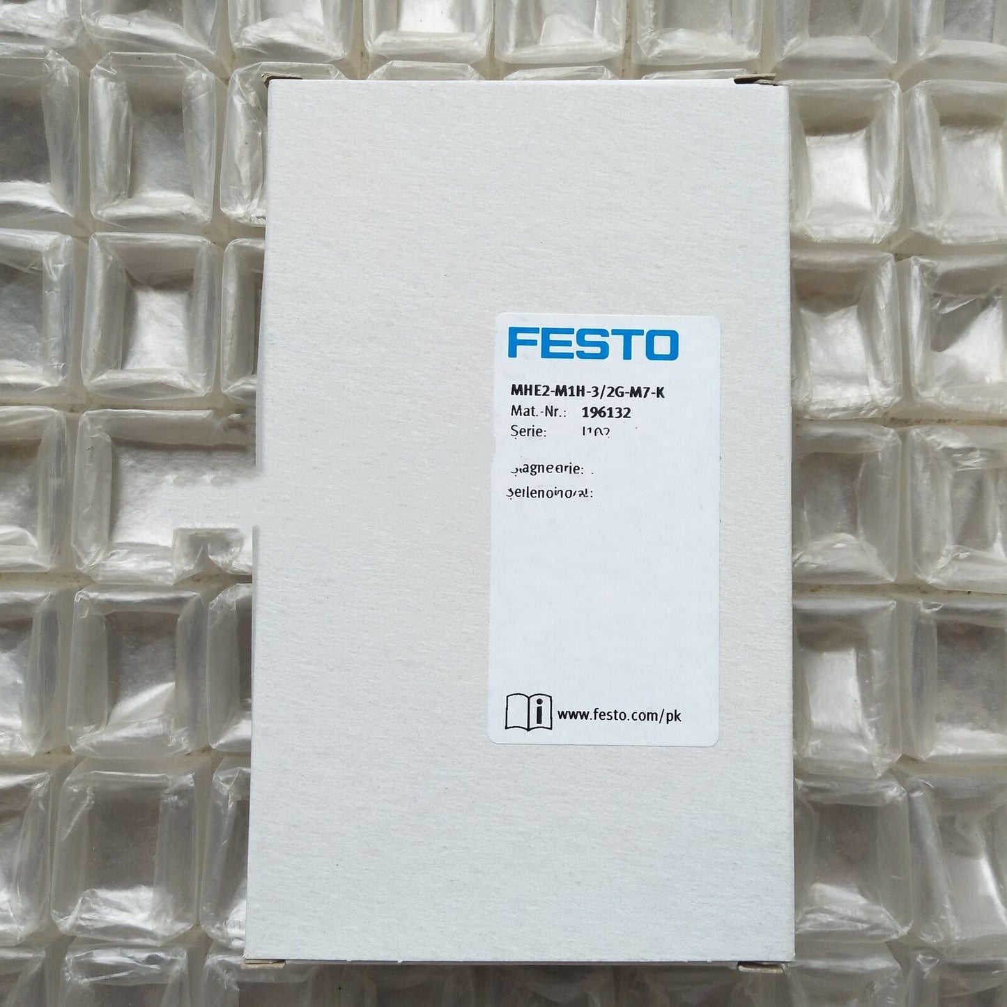 new 1PC FESTO solenoid valve MHE2-M1H-3/2G-M7-K ONE Year - FESTO