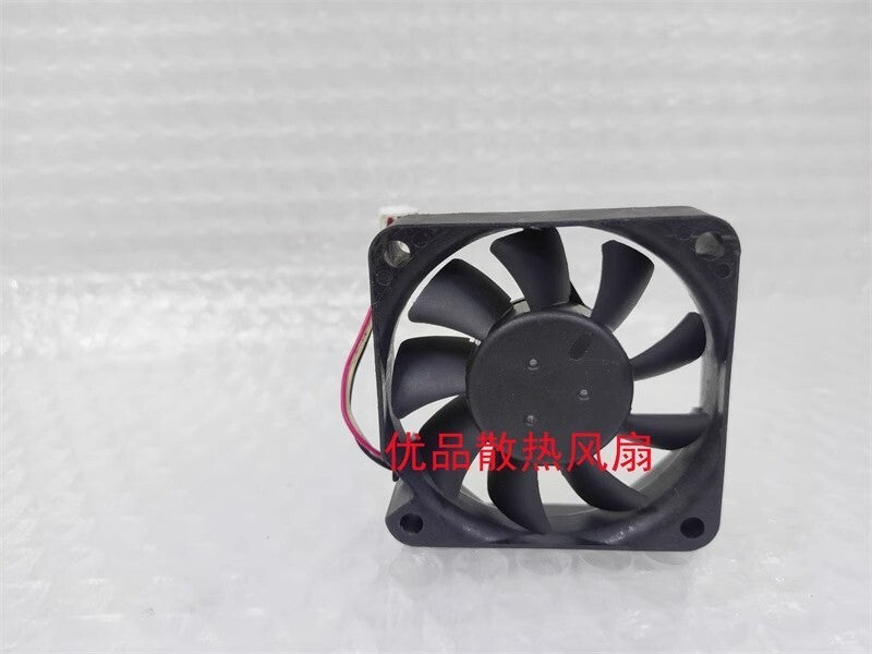 Delta AUB0624VHB 6015 DC24V 0.15A 60*60*15MM 3-Pin Inverter Cooling Fan