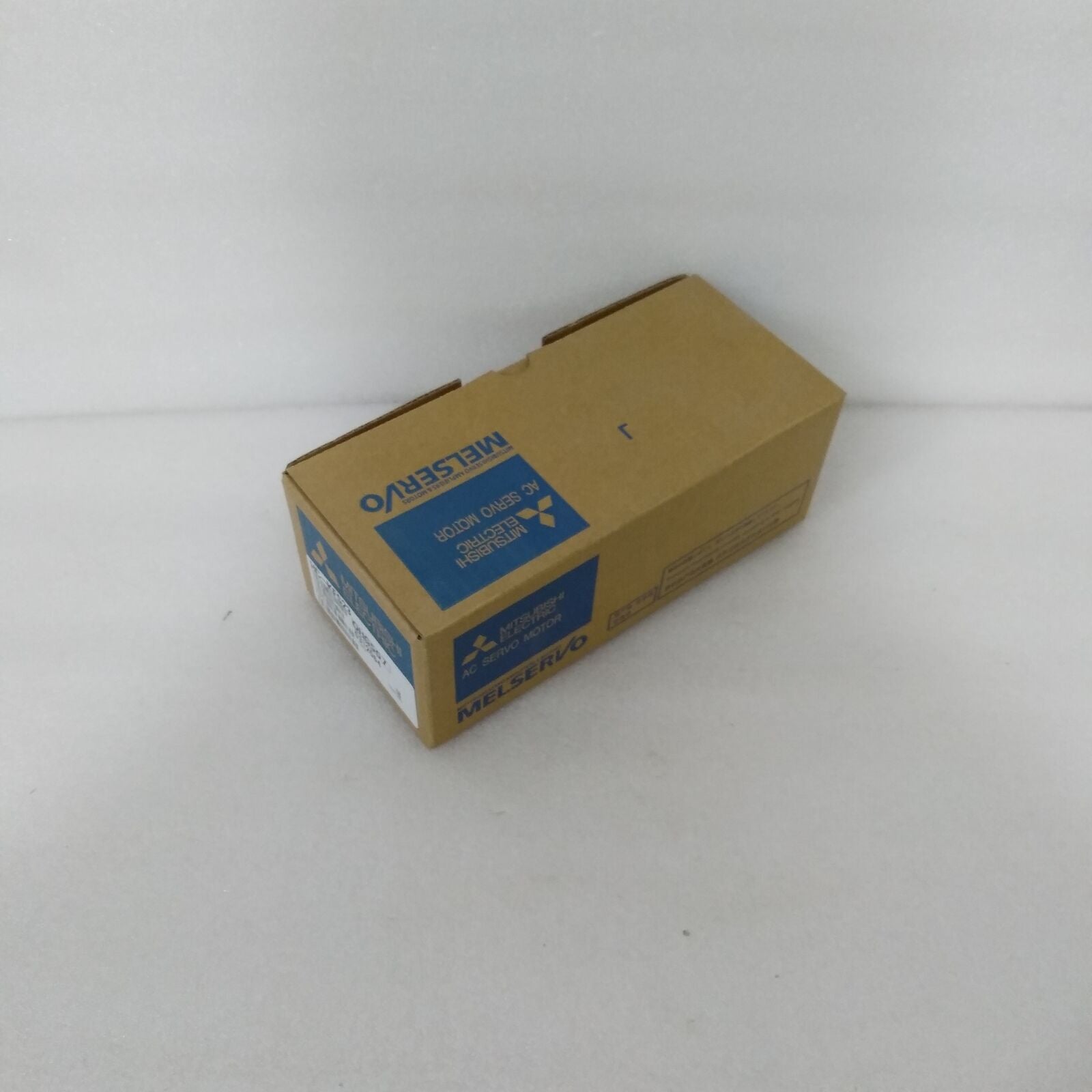 MITSUBISHI SERVO MOTOR HC-KFS23 - MITSUBISHI