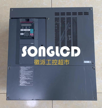 1pcs Mitsubishi FR-F840-01160-2-60 Inverter 1160kW 3-Phase - MITSUBISHI