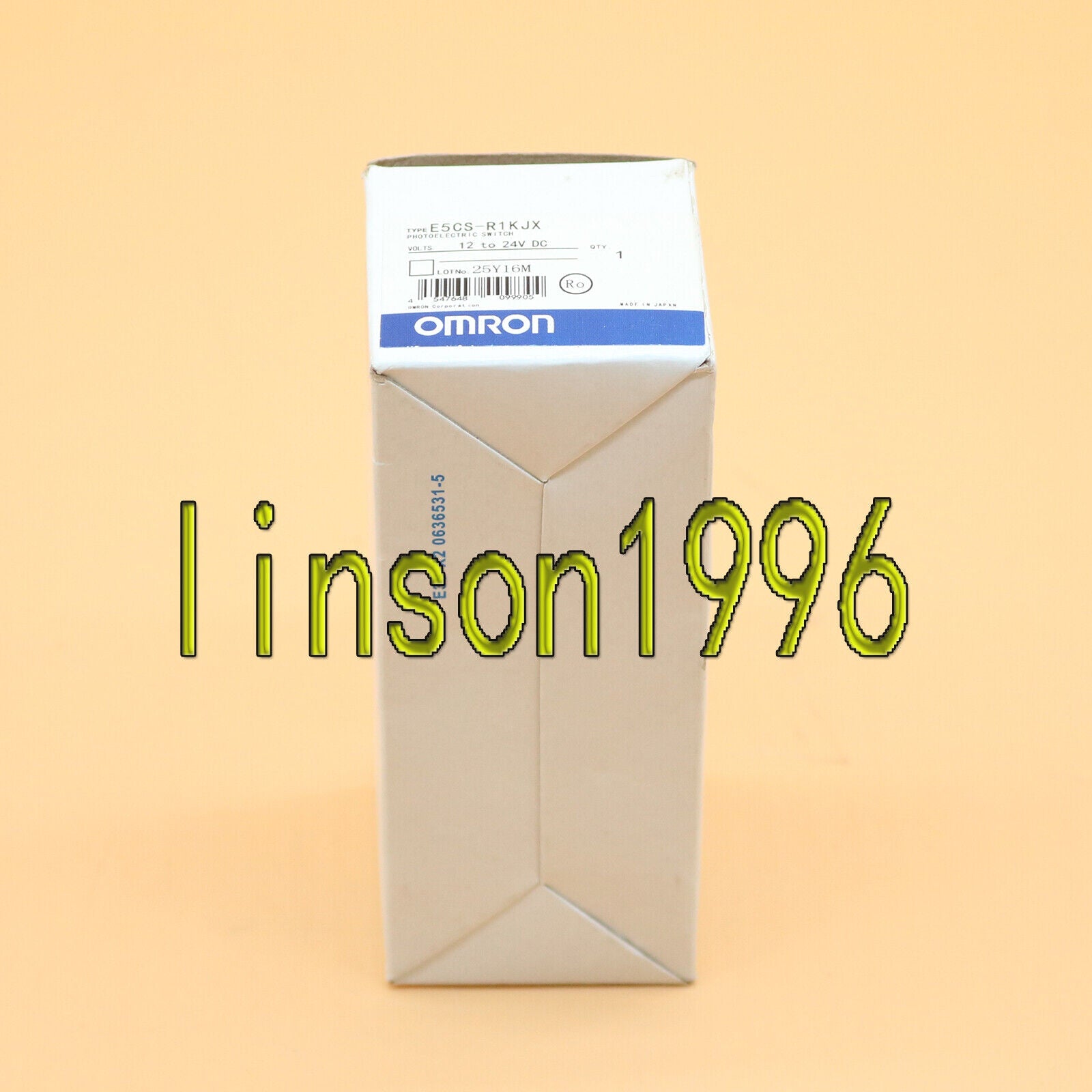 Omron E5CS-R1KJX 100-240VAC Temperature Controller - OMRON