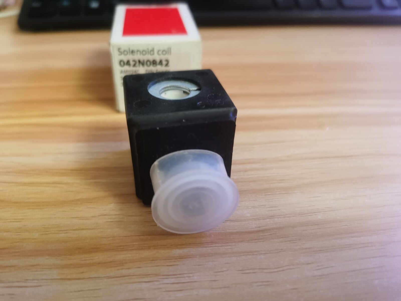 new 1PC Danfoss 042N0842 AM024C Solenoid Valve 24V In Box - DANFOSS