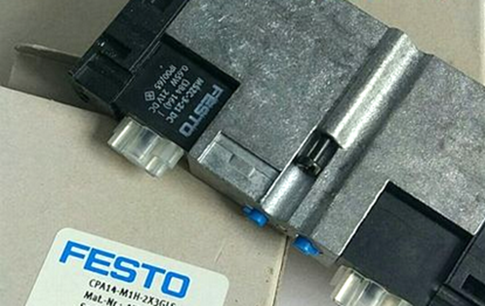 new  Festo CPA14-M1H-2X3-GLS 173943 Solenoid Valve