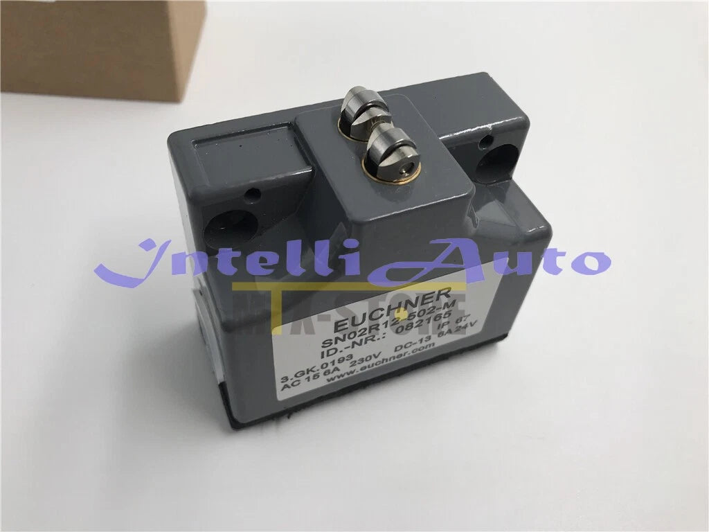 1pcs EUCHNER Limit switch SN02R12-502-M