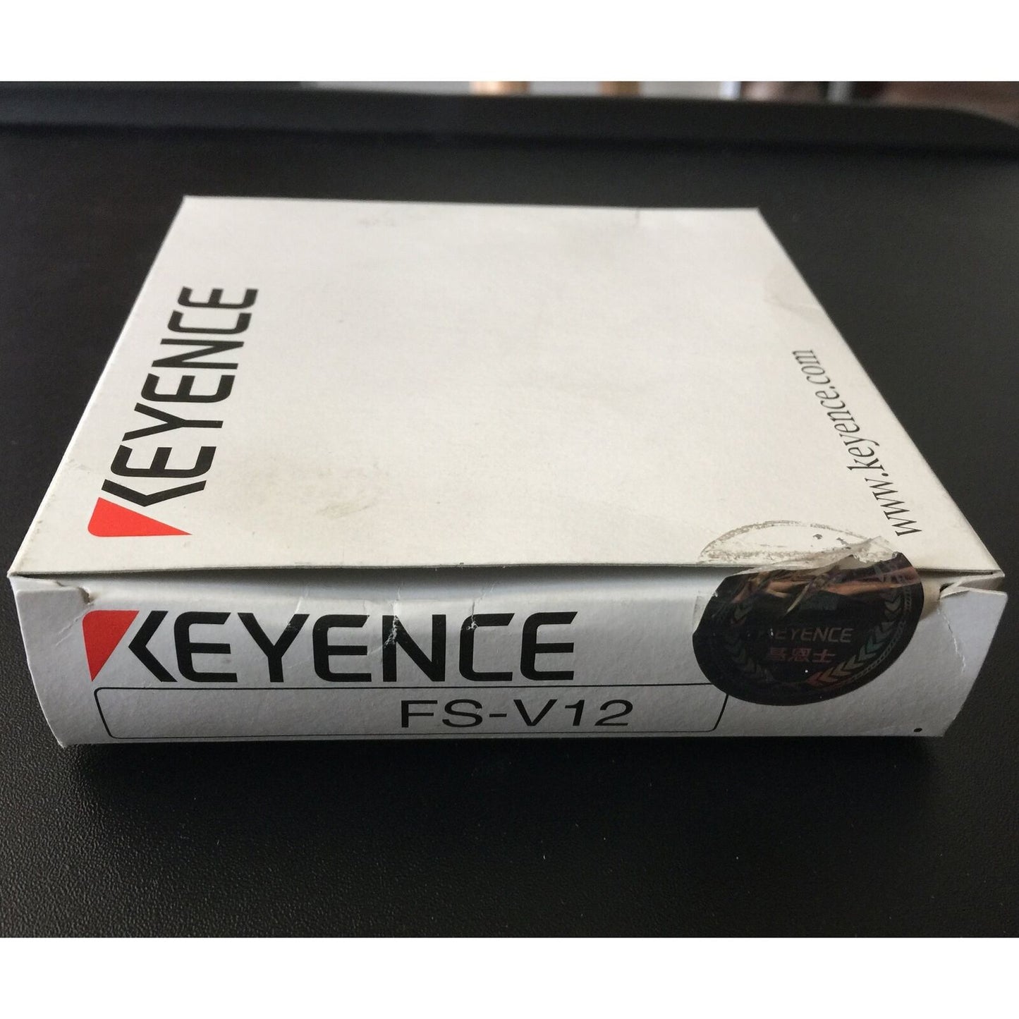 Keyence Fiber Optic Sensor Amplifier FS-V12 - High-Performance Optical Sensor Solution - KEYENCE