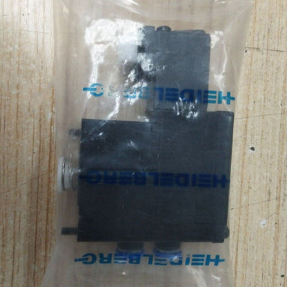 FESTO MEBH-4/2-QS-6-SA electromagnetic valve 1 Year - FESTO
