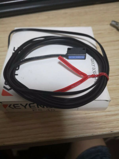 1PCS Keyence PS-45 PS45 Sensor In Box - Free Shipping