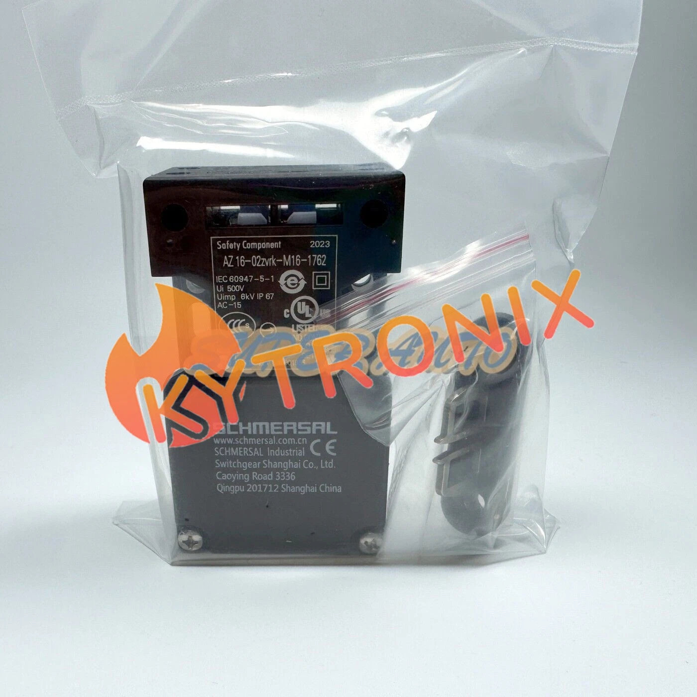 1PC SCHMERSAL safety door switch AZ16-02ZVRK-M16-1762