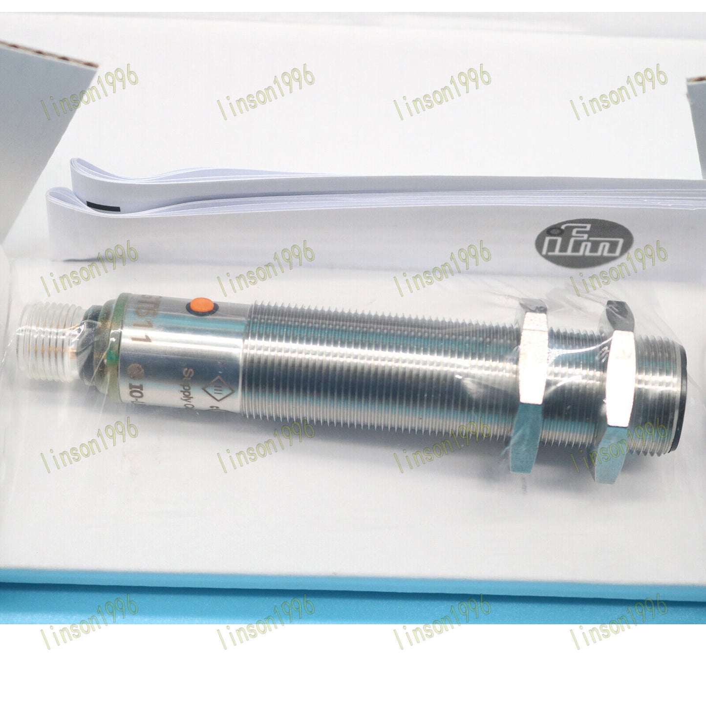 UGT511 IFM Ultrasonic Sensor Threaded Type 10-30 DC PNP - UGT