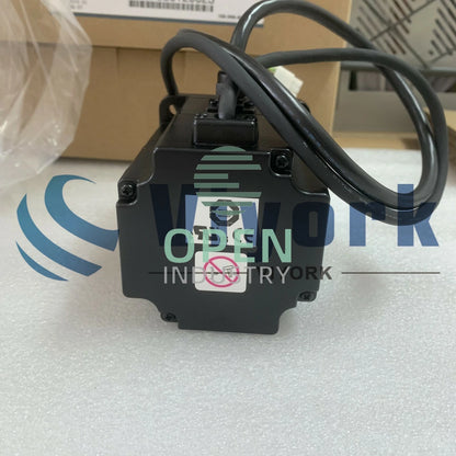 1PCS Yaskawa SGMPH-02A1A-YR32 AC SERVO MOTOR 200W 200V 2AMP 3000RPM