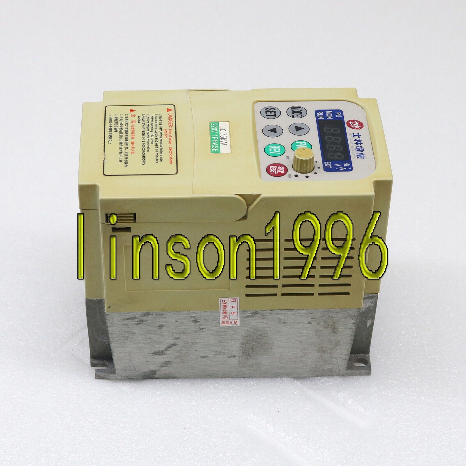 Used Shihlin Frequency Converter SS-021-0.75K-D - SHIHLIN