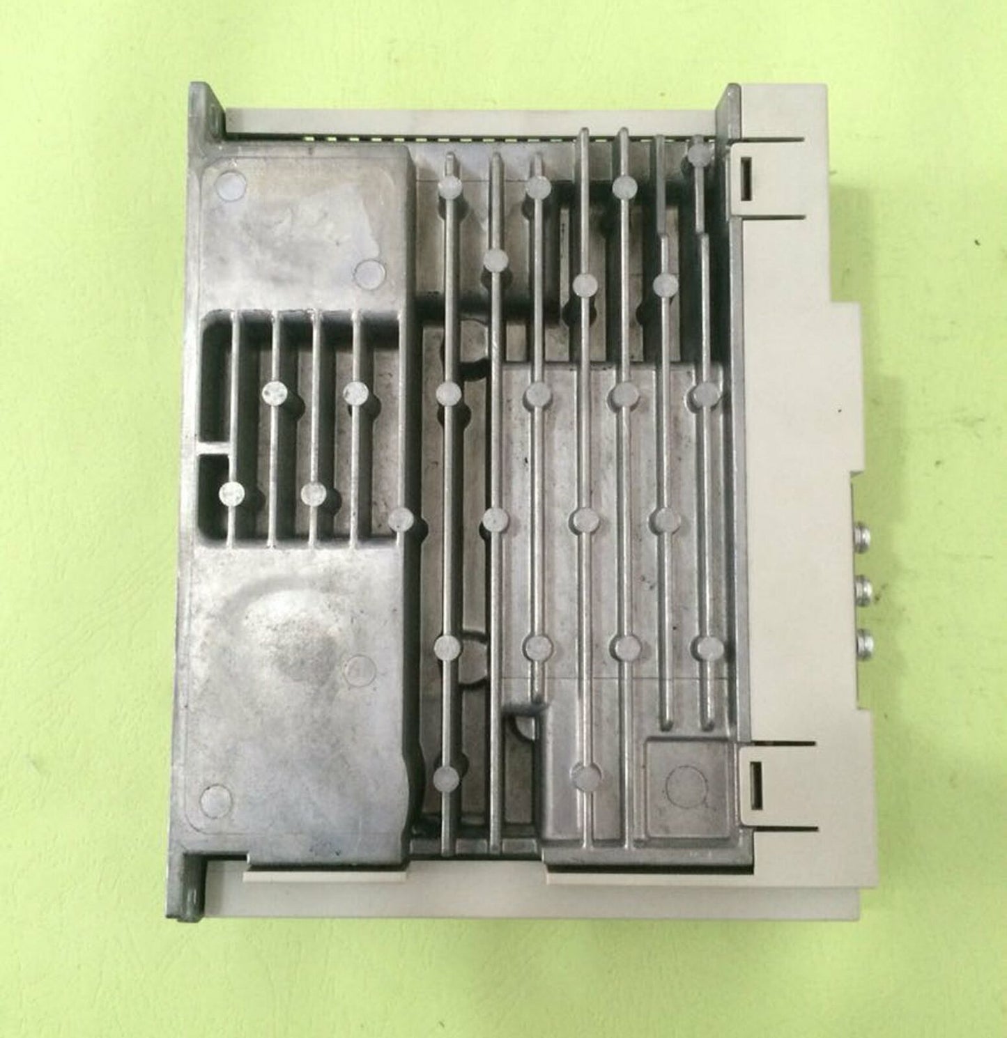 Used Mitsubishi AC Servo Motor MR-E-10A-KH003: Tested and in Excellent Condition - MITSUBISHI