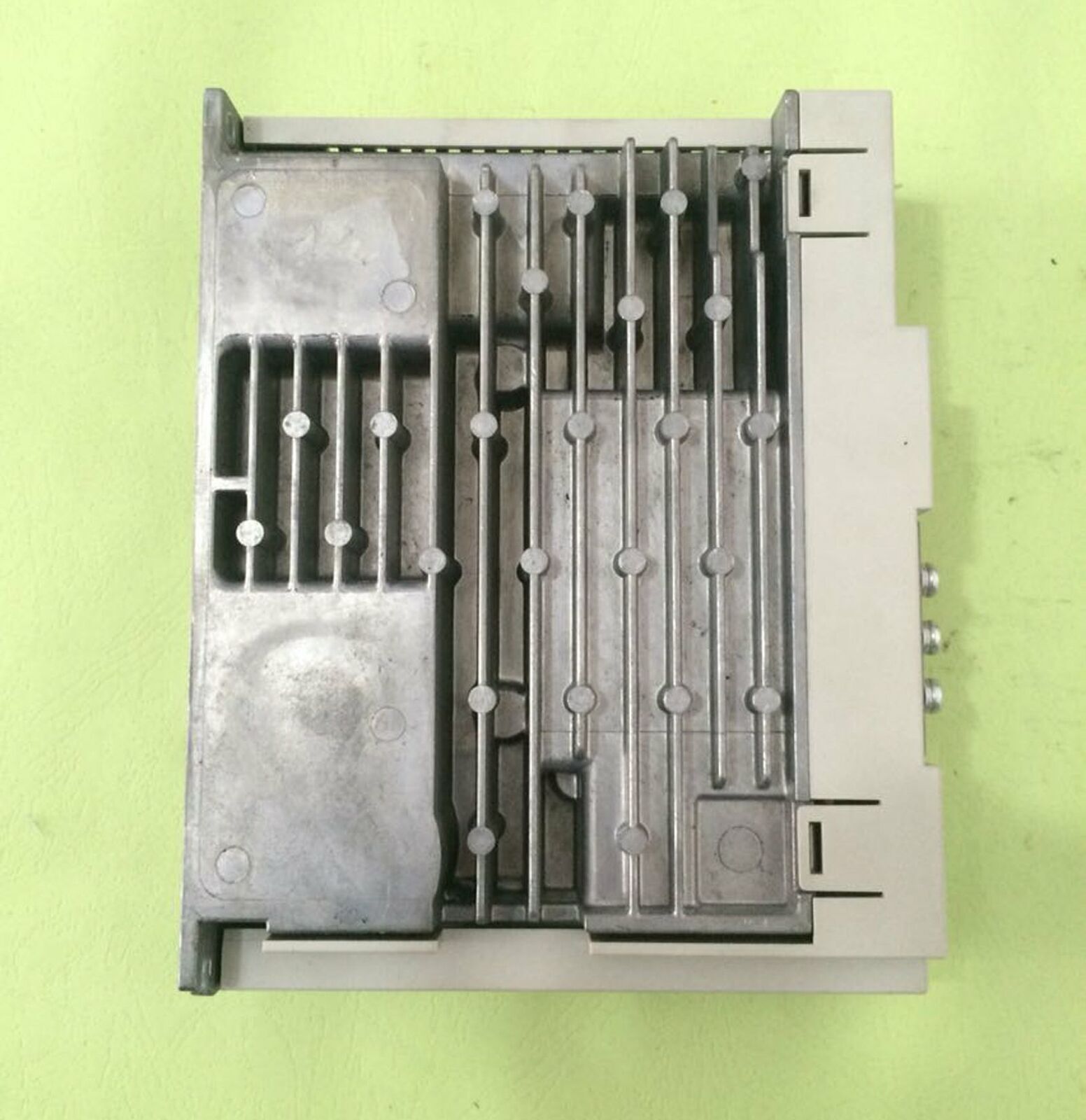 Used Mitsubishi AC Servo Motor MR-E-10A-KH003: Tested and in Excellent Condition - MITSUBISHI