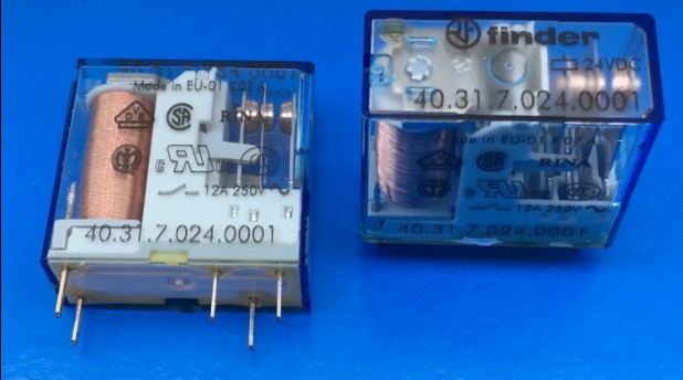 2PCS  FINDER 40.31.7.024.0001 24VDC RELAYS FREE SHIPPING