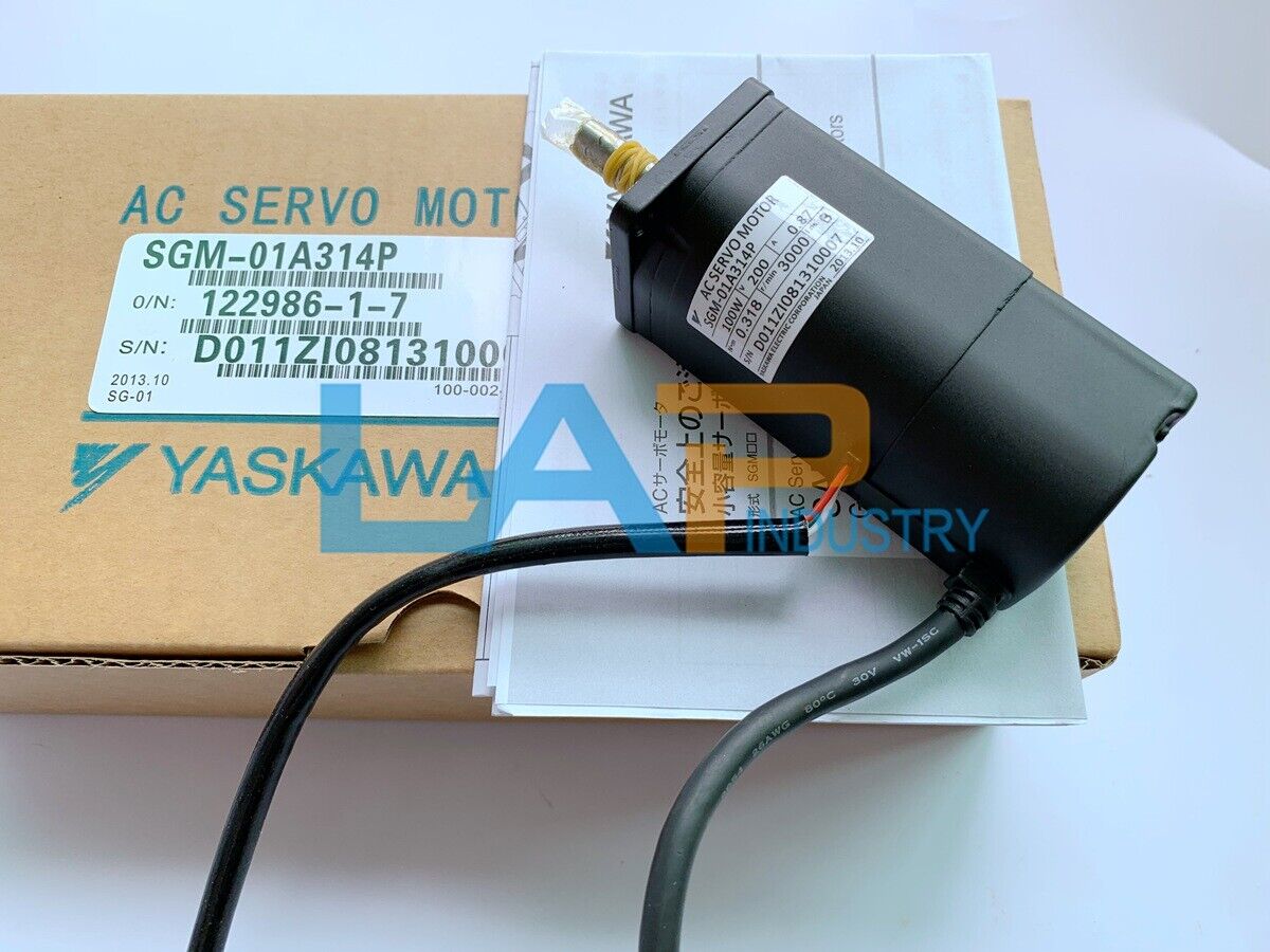 new  In Box For YASKAWA SERVO MOTOR SGM-01A314P