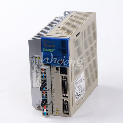 new 1PCS Omron Servo Drive R7D-AP08H - OMRON