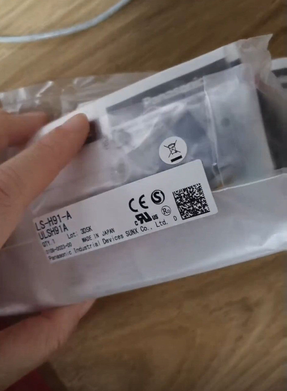 1PC Panasonic LS-H91-A ULSH91A Laser Sensor Free Ship