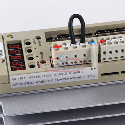 1-PC Yaskawa SGDM04ADA Servo Drive - YASKAWA
