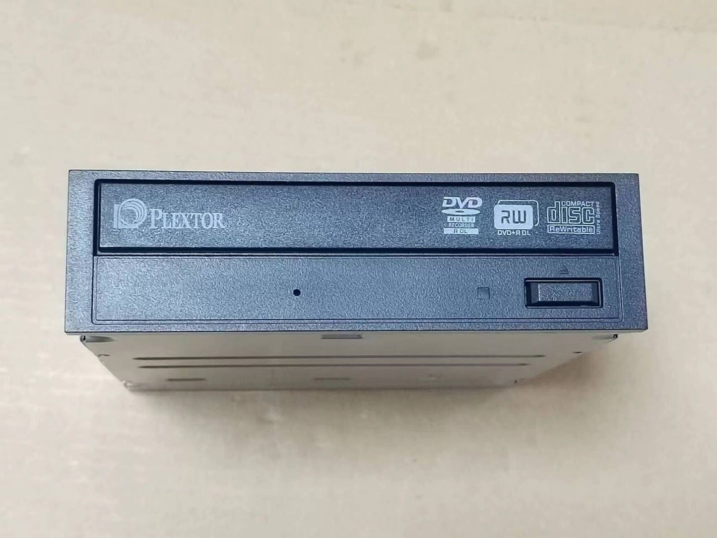 new stock PLEXTOR PX-820A IDE interface burner optical drive - PLEXTOR